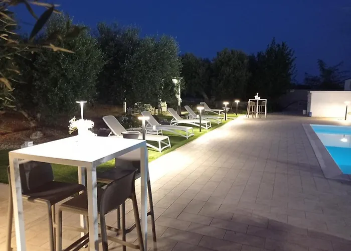 Dimora Pianelle Oda ve Kahvaltı Crispiano